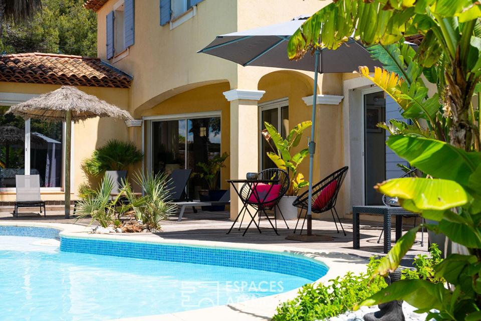 Maison familiale vue mer et plage à pied au Pradet