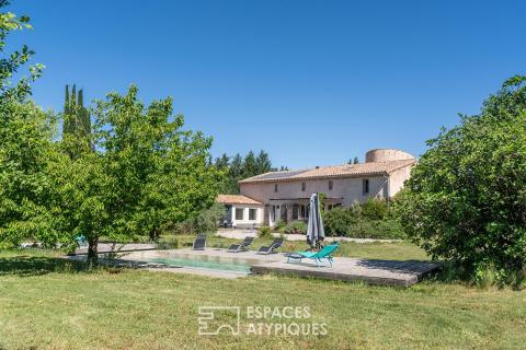 Propriété familiale avec piscine