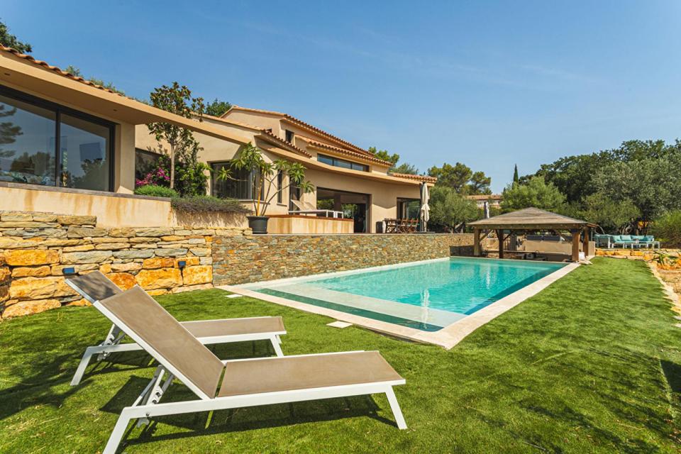 Maison Sollies Ville 6 pièce(s) 155 m2