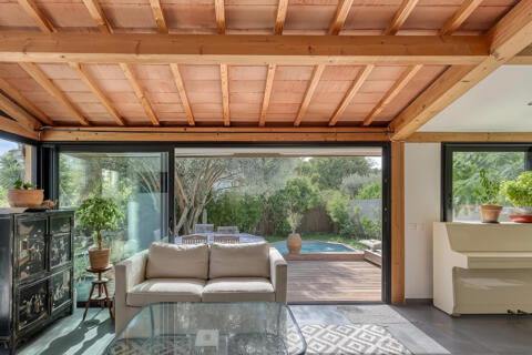 Charmante maison de plain pied avec piscine