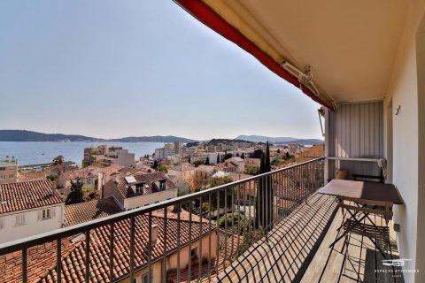 Appartement penthouse réhabilité vue mer panoramique