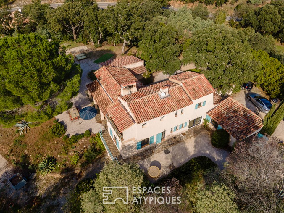 Villa rénovée avec piscine et vue mer à La Londe-les-Maures