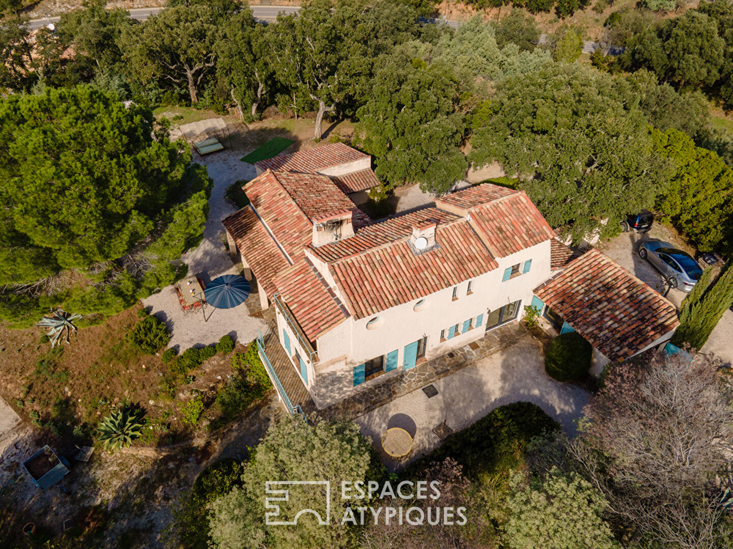 Renovated villa with swimming pool and sea view in La Londe-les-Maures