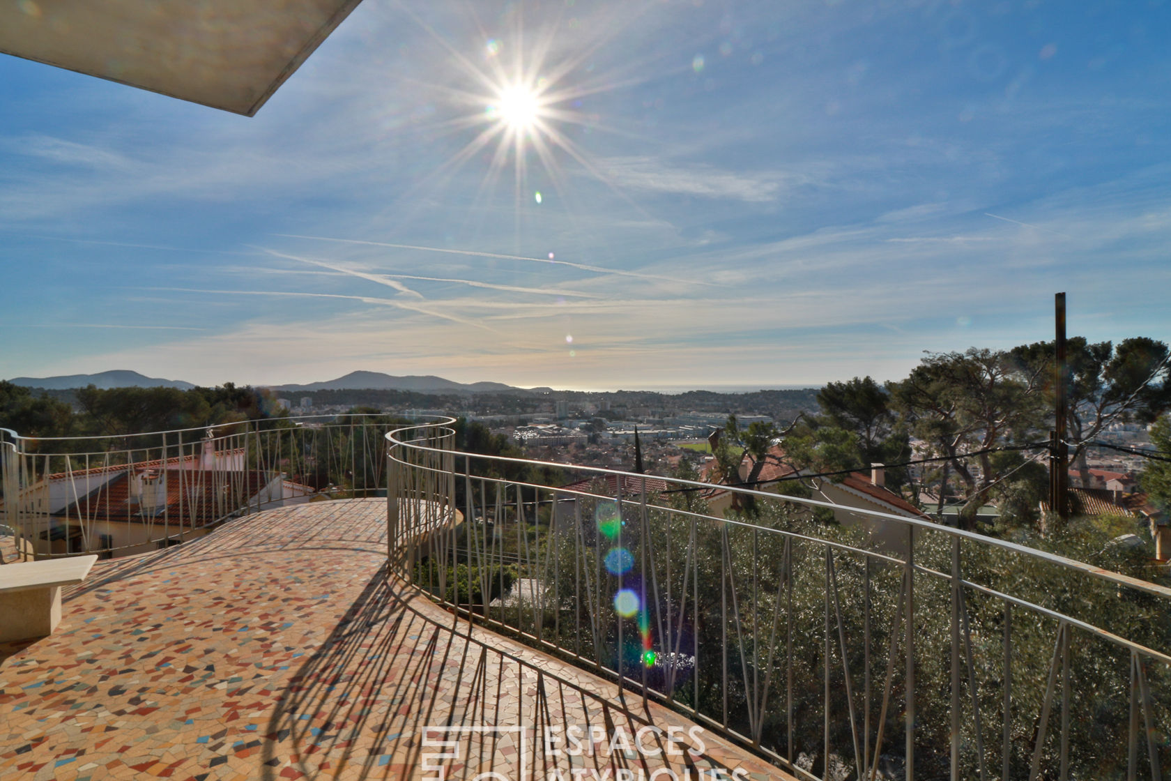 Maison d’architecte années 60 avec sa vue mer