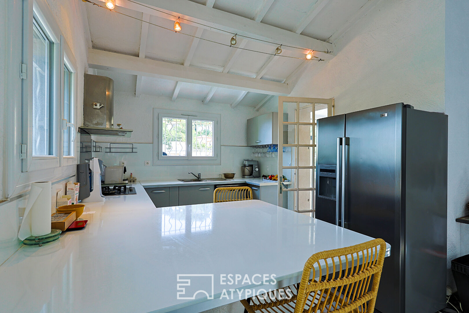 Atypical house with open view