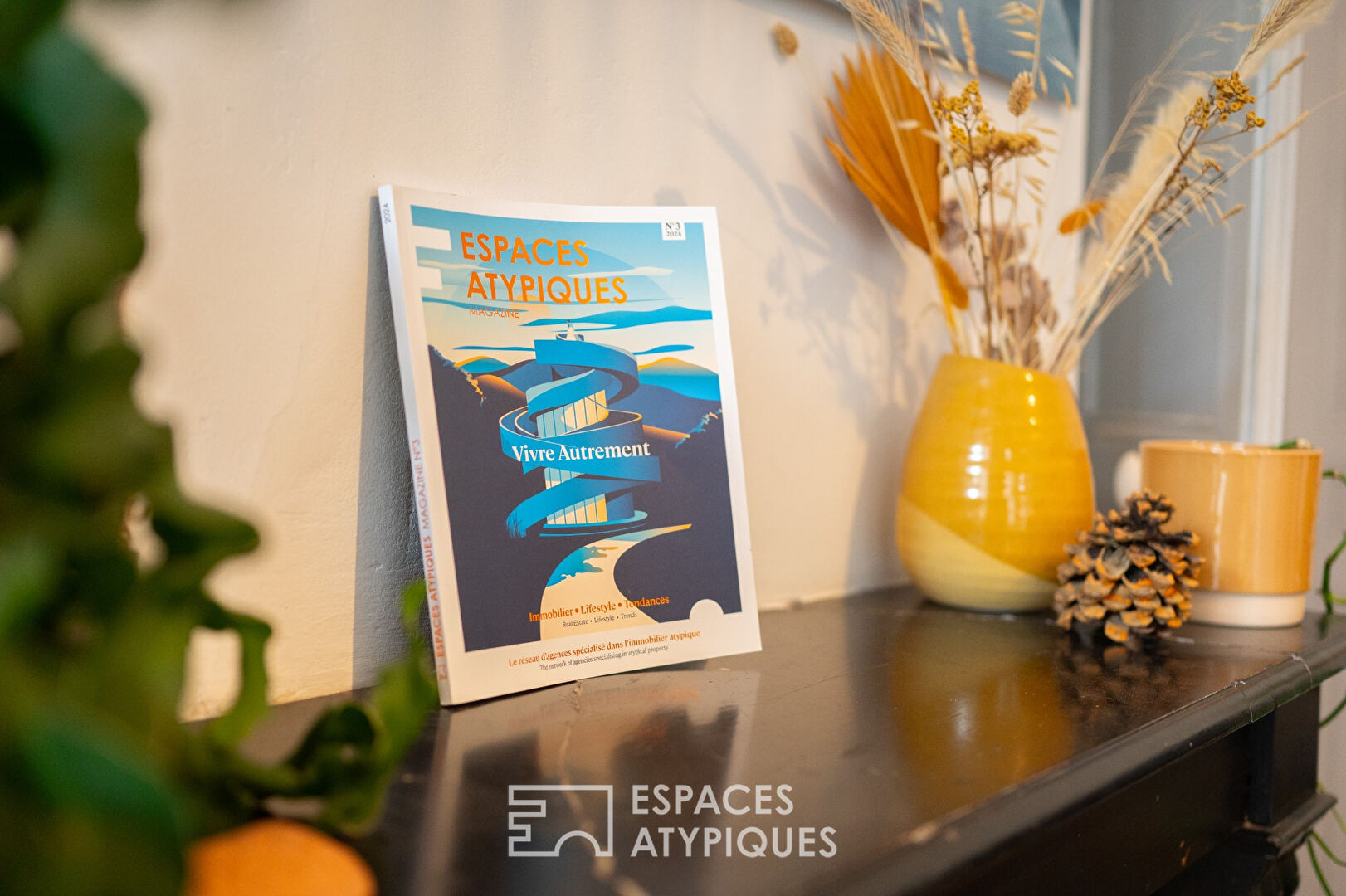 Haussmannian chic and bohemian in the upper city
