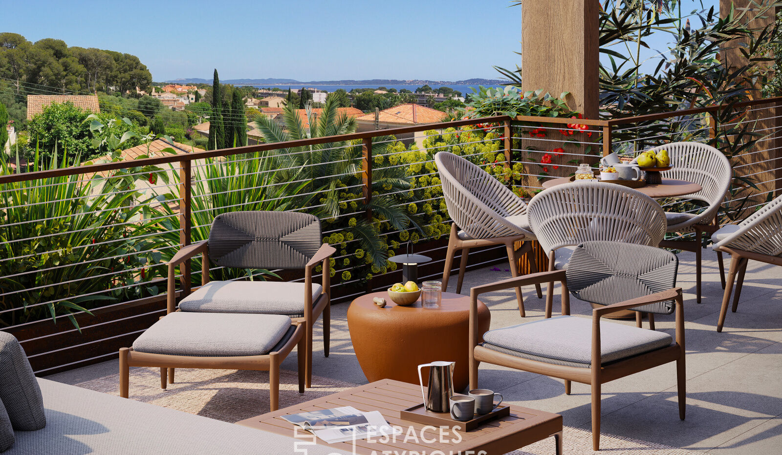 Appartement atypique avec terrasse, vue mer et commerces à pied