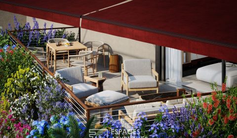 Atypical apartment with terrace and shops on foot