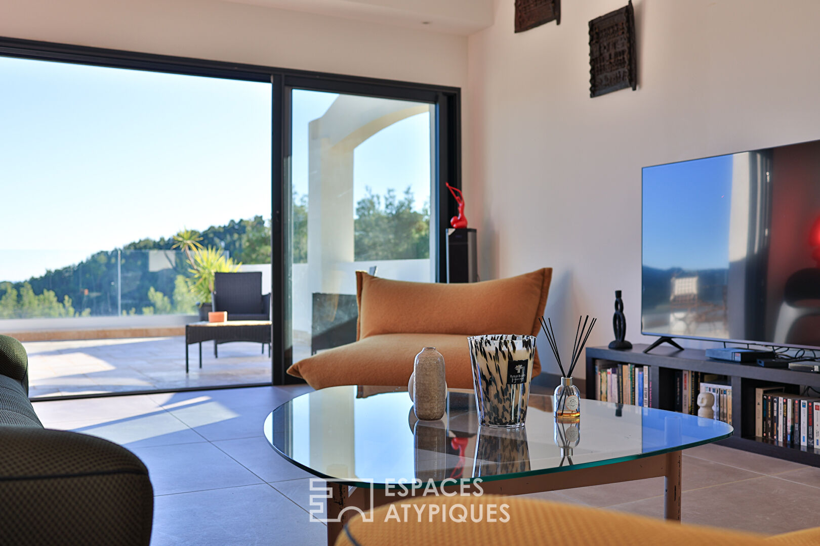 Maison contemporaine et sa vue panoramique