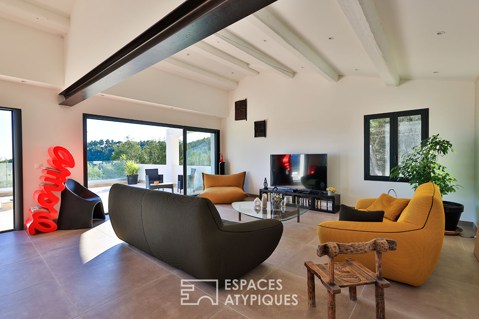 Maison contemporaine et sa vue panoramique