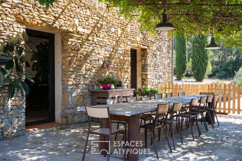 Provencal Bastide with View and Swimming Pool