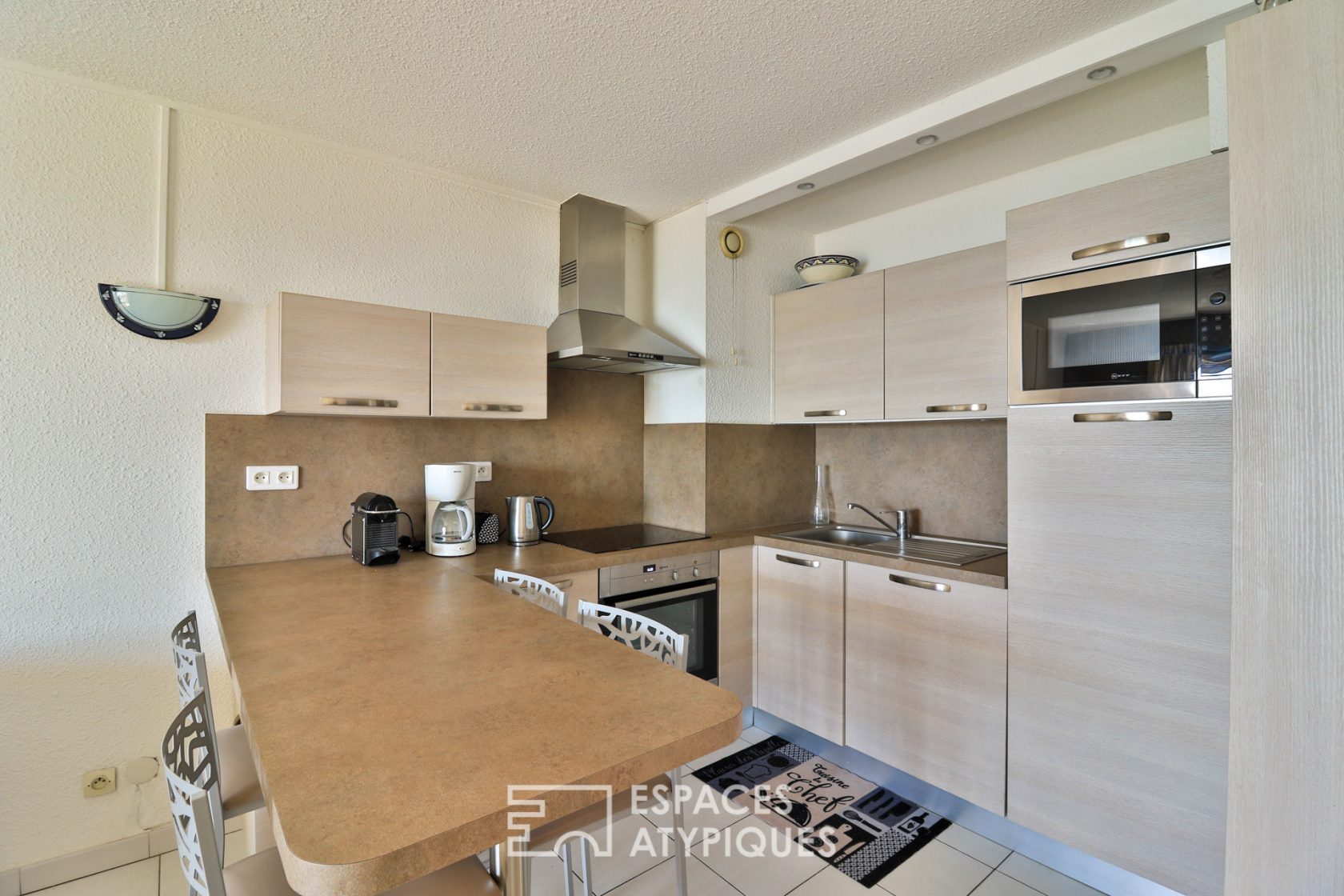 Blue Horizon terrace apartment