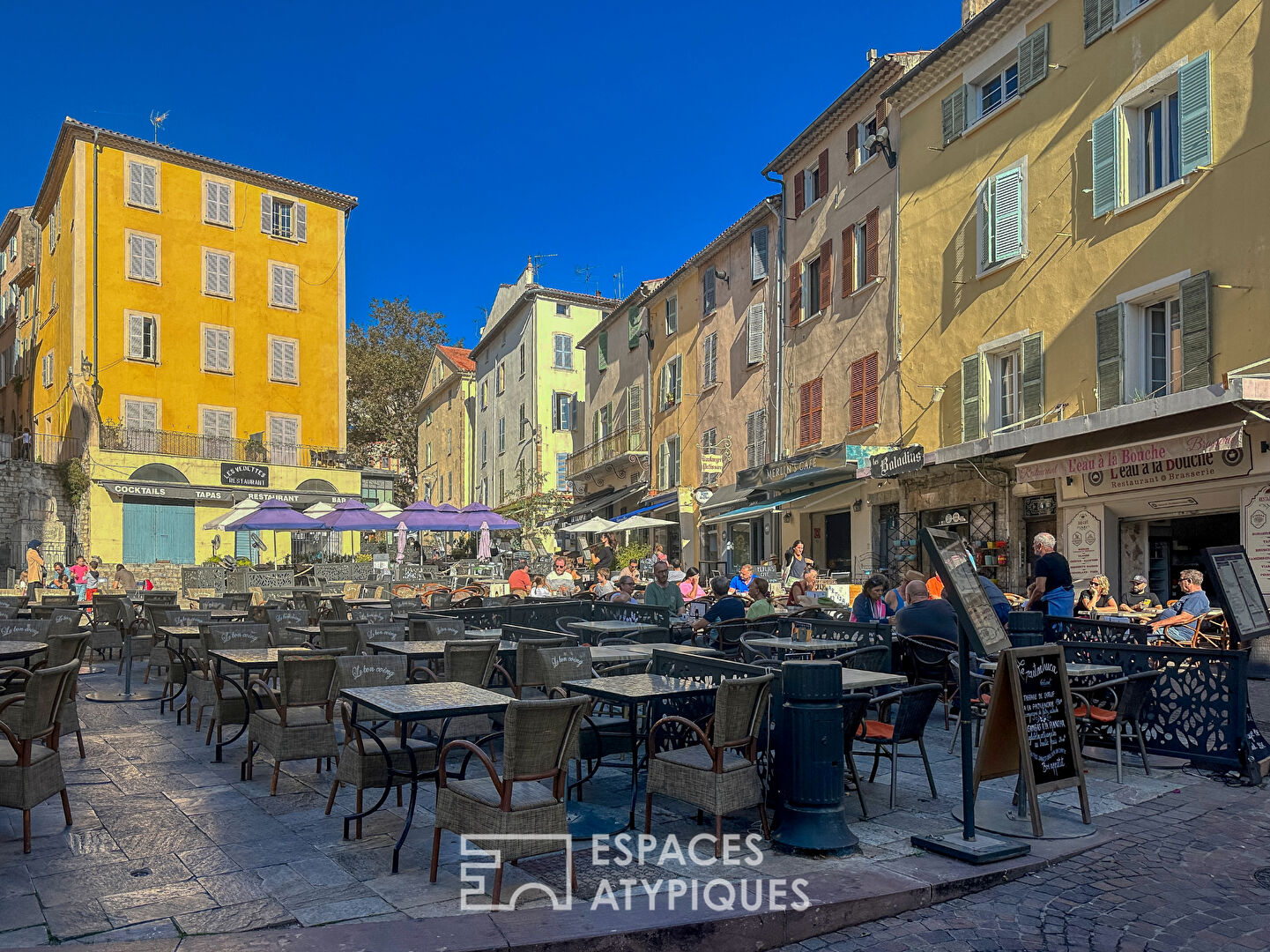 Propriété historique vue mer