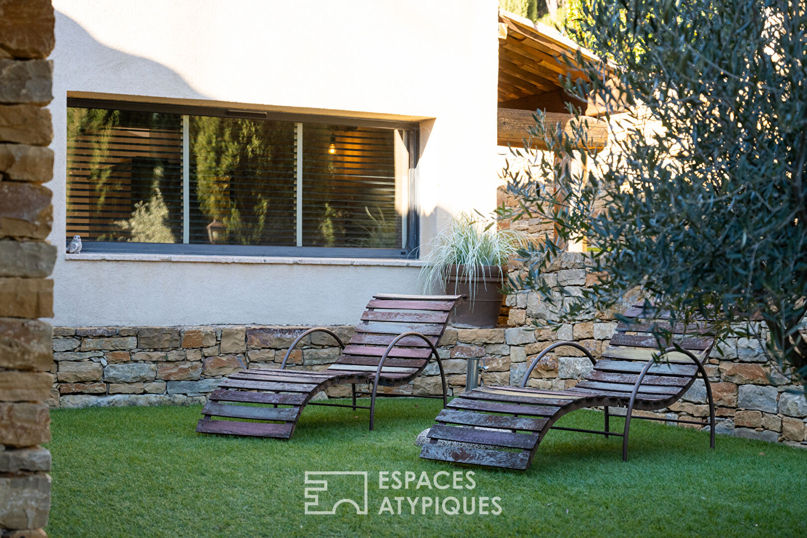 Charming property with outbuildings