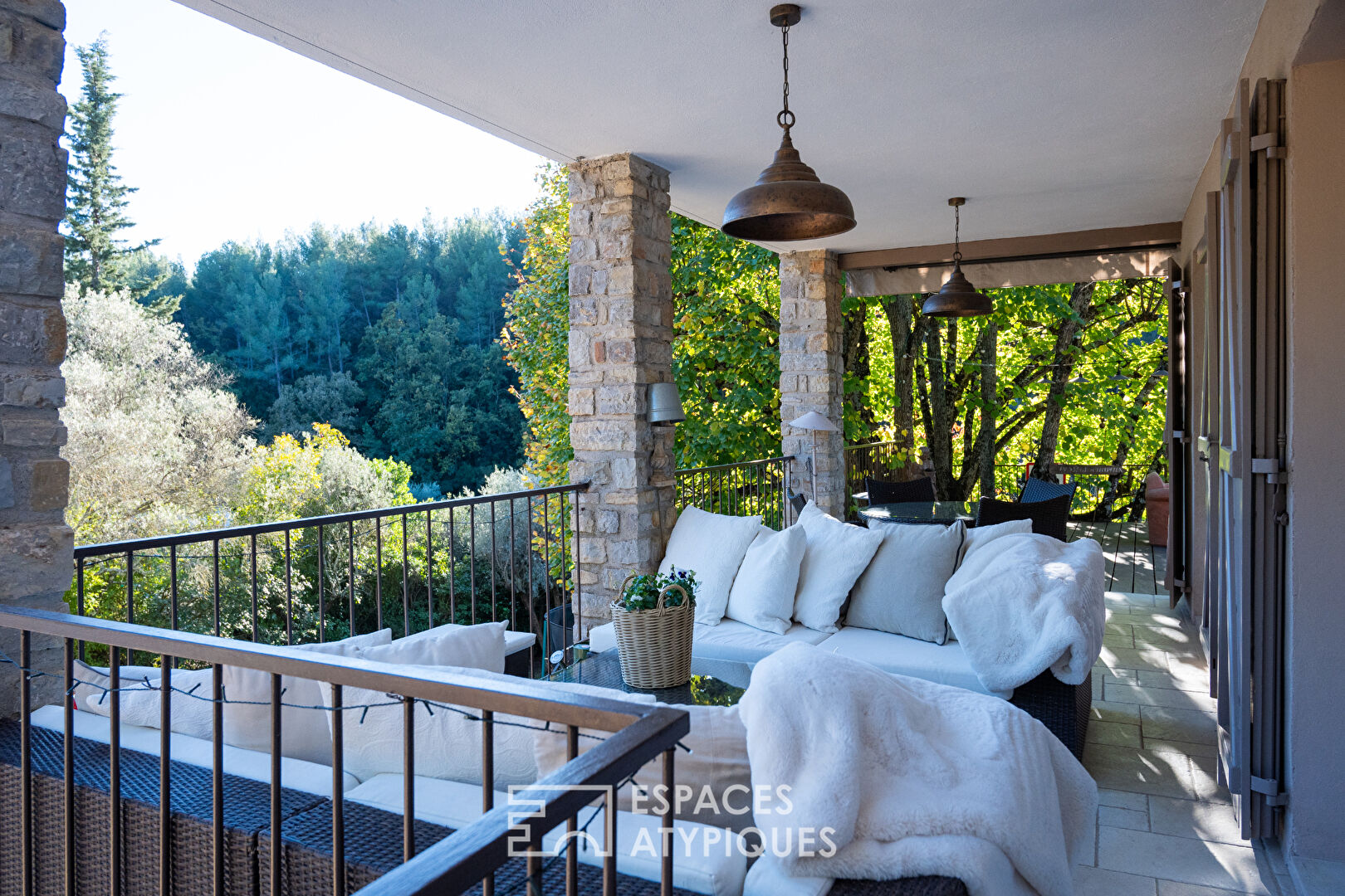 Charming property with outbuildings