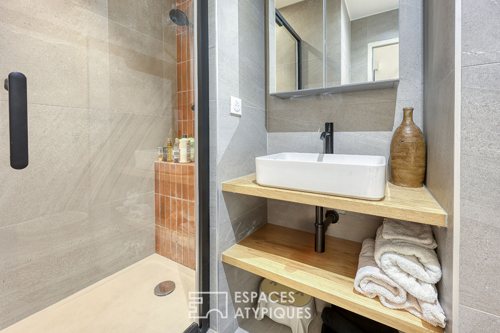 Cozy and renovated apartment in Mourillon