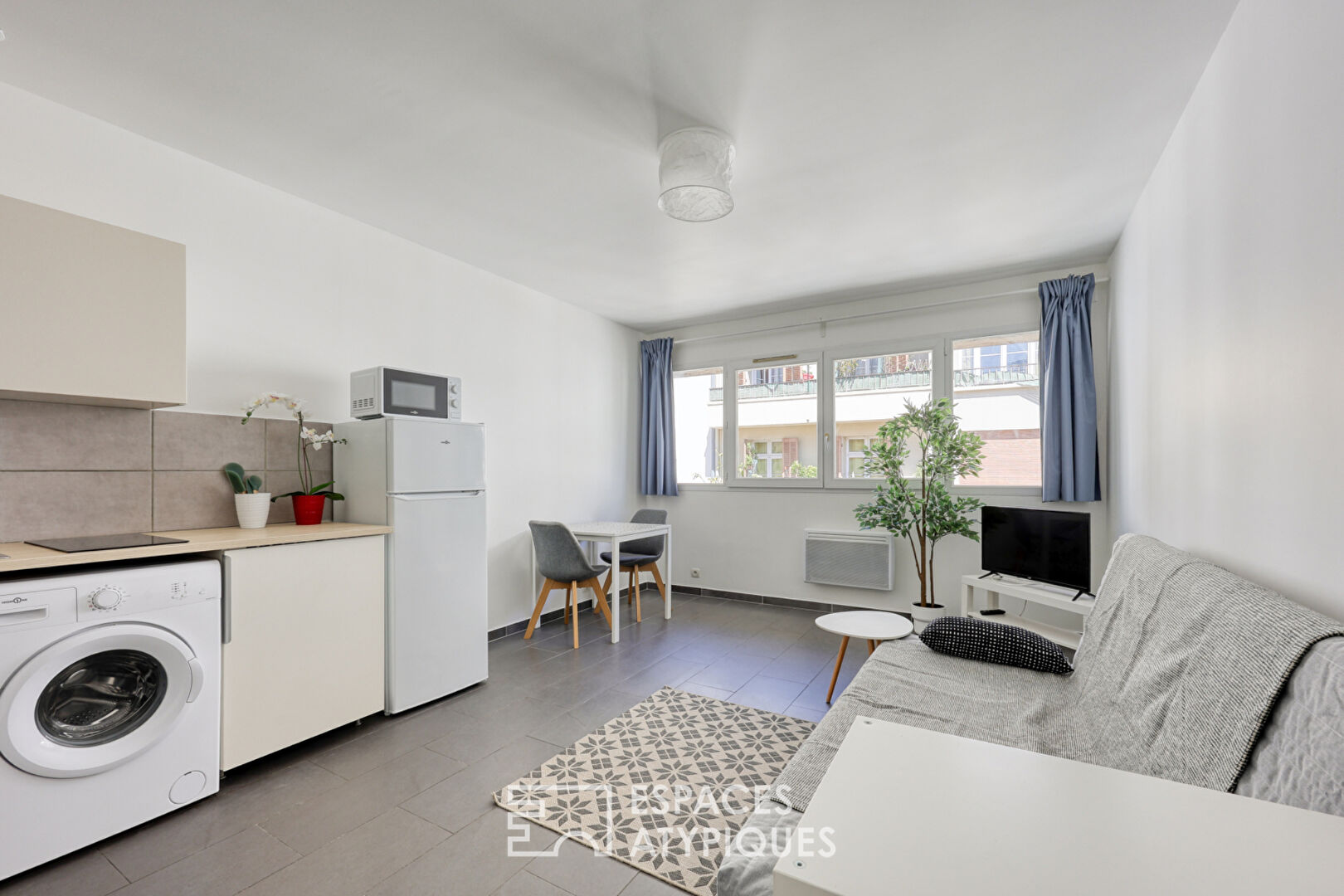 Sale of a lot of 25 apartments in Upper Town of Toulon