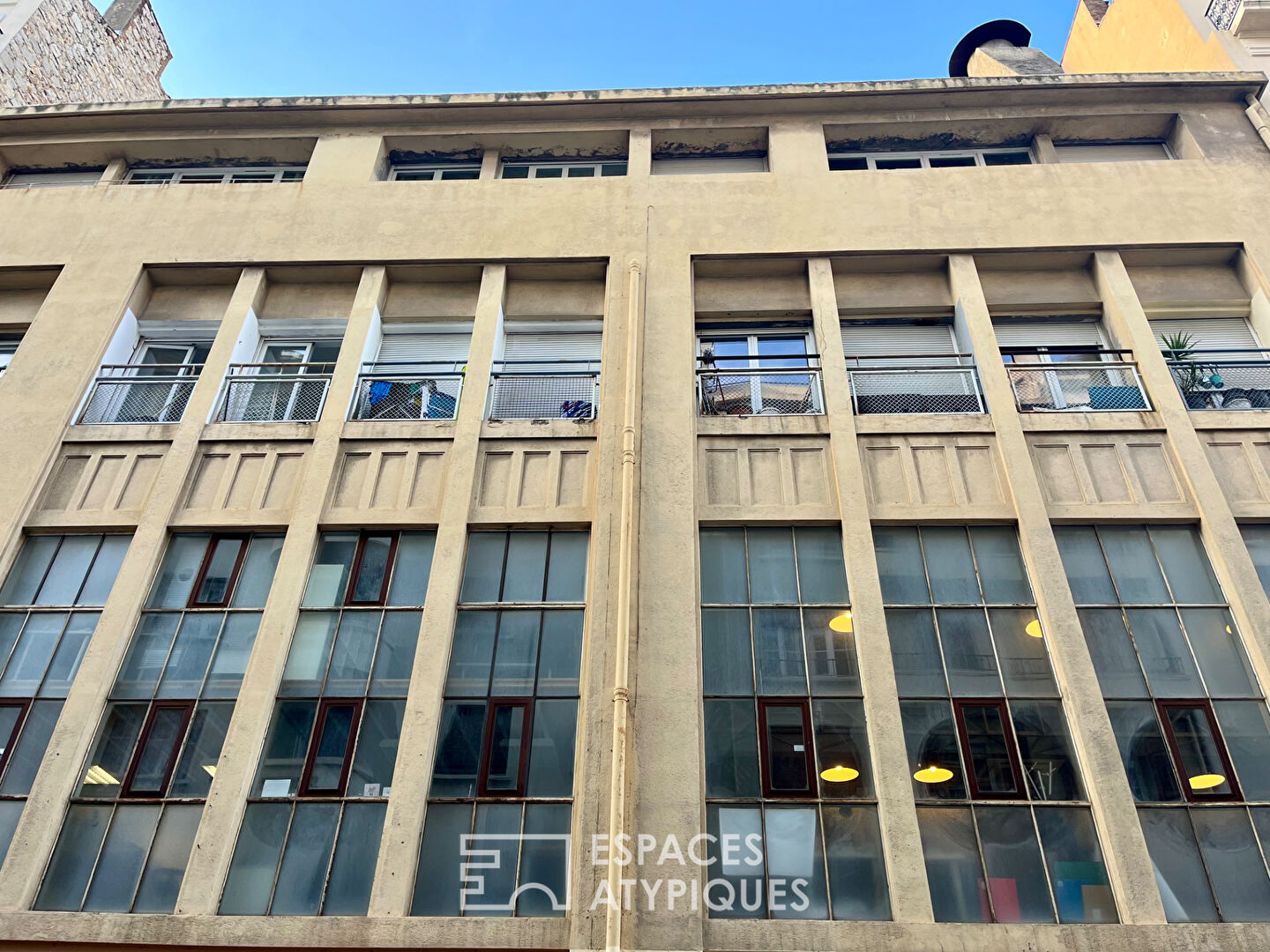 Sale of a lot of 25 apartments in Upper Town of Toulon