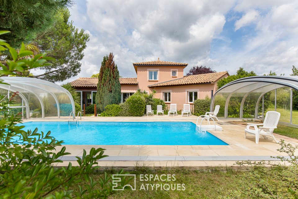 Villa avec piscine aux prestations soignées à quelques minutes d'ALBI