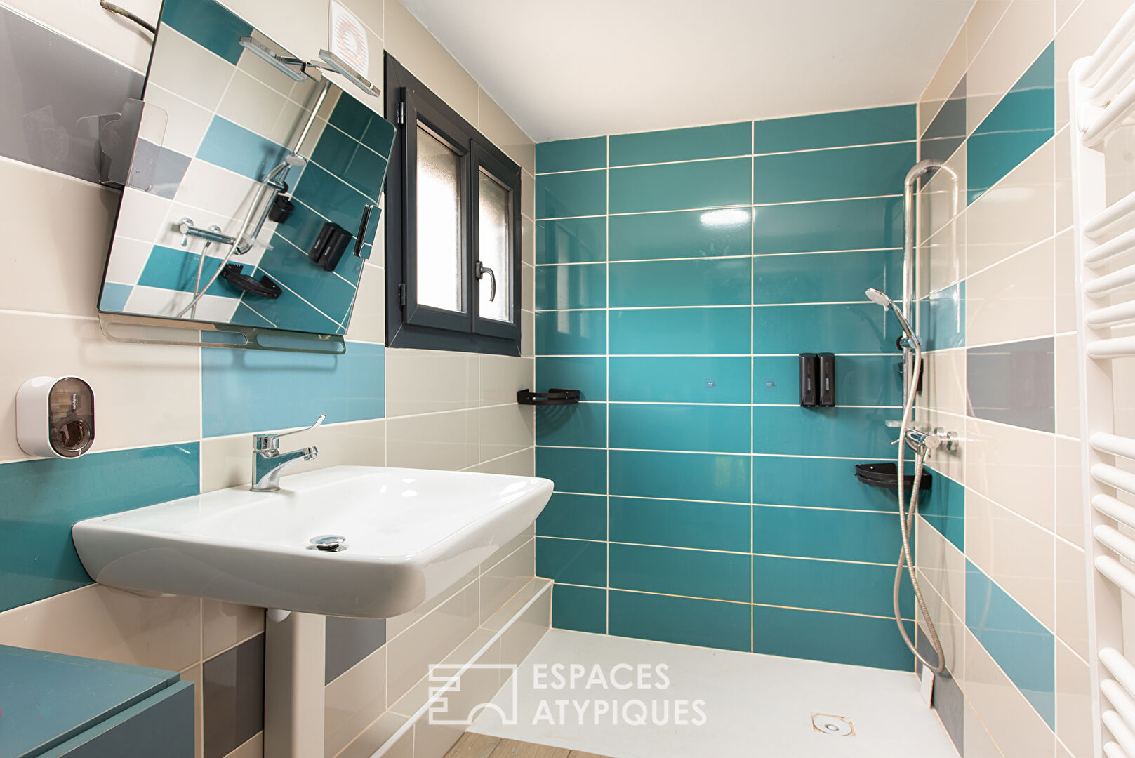 Ensemble immobilier de caractère entre ALBI et RODEZ