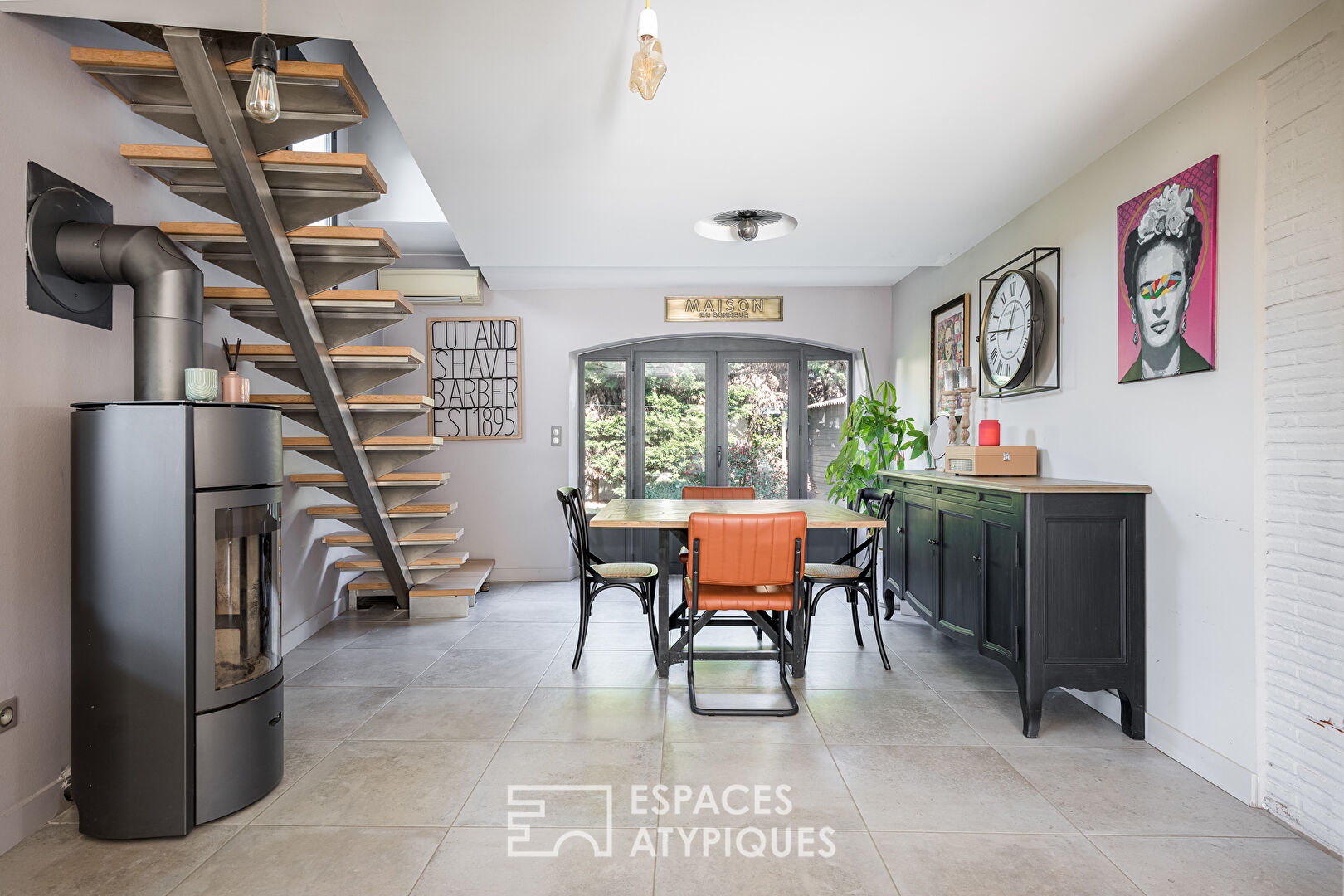 Family home with swimming pool near Gaillac