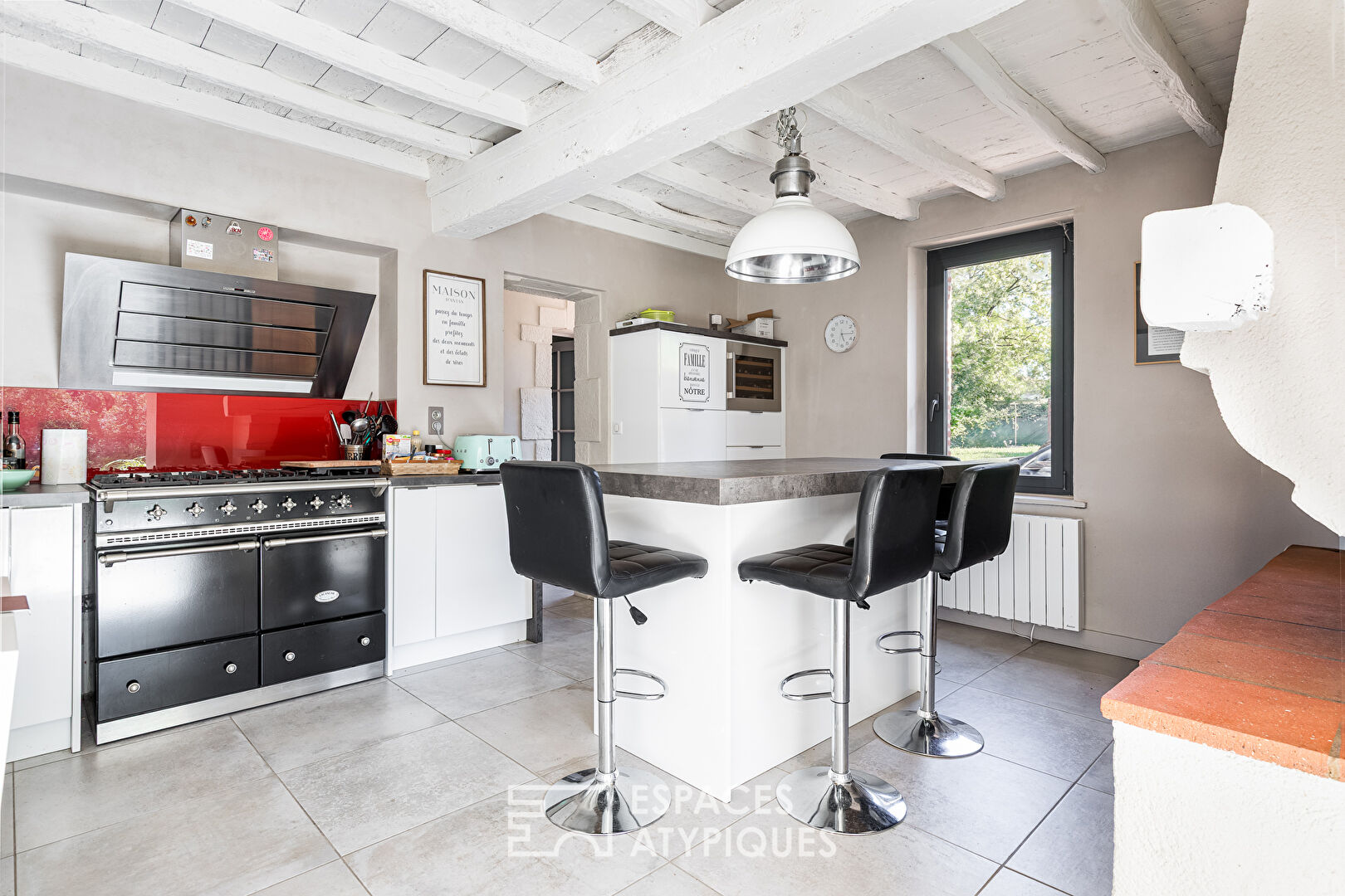 Family home with swimming pool near Gaillac
