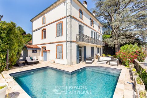 Mansion with swimming pool