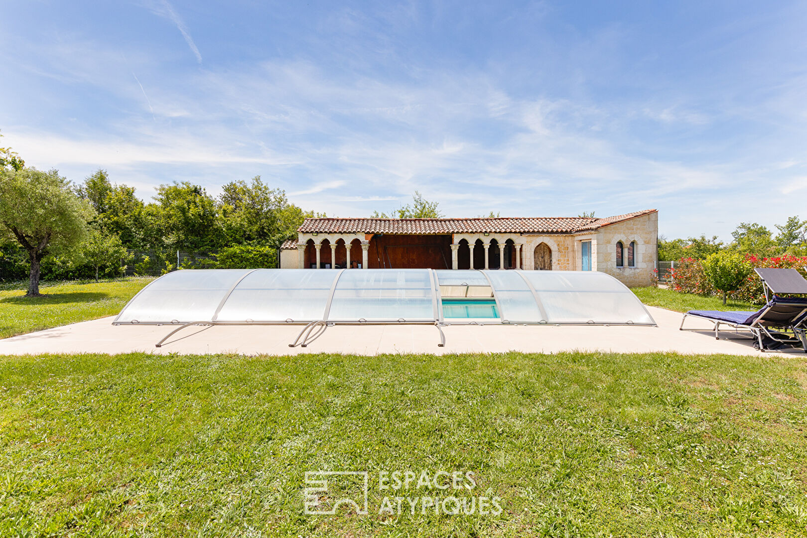 Maison familiale avec jardin et piscine proche de Gaillac