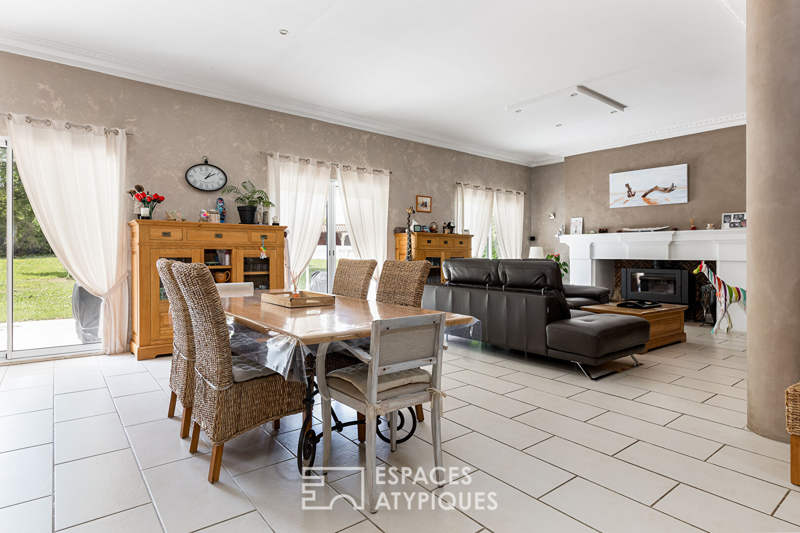 Maison familiale avec jardin et piscine proche de Gaillac