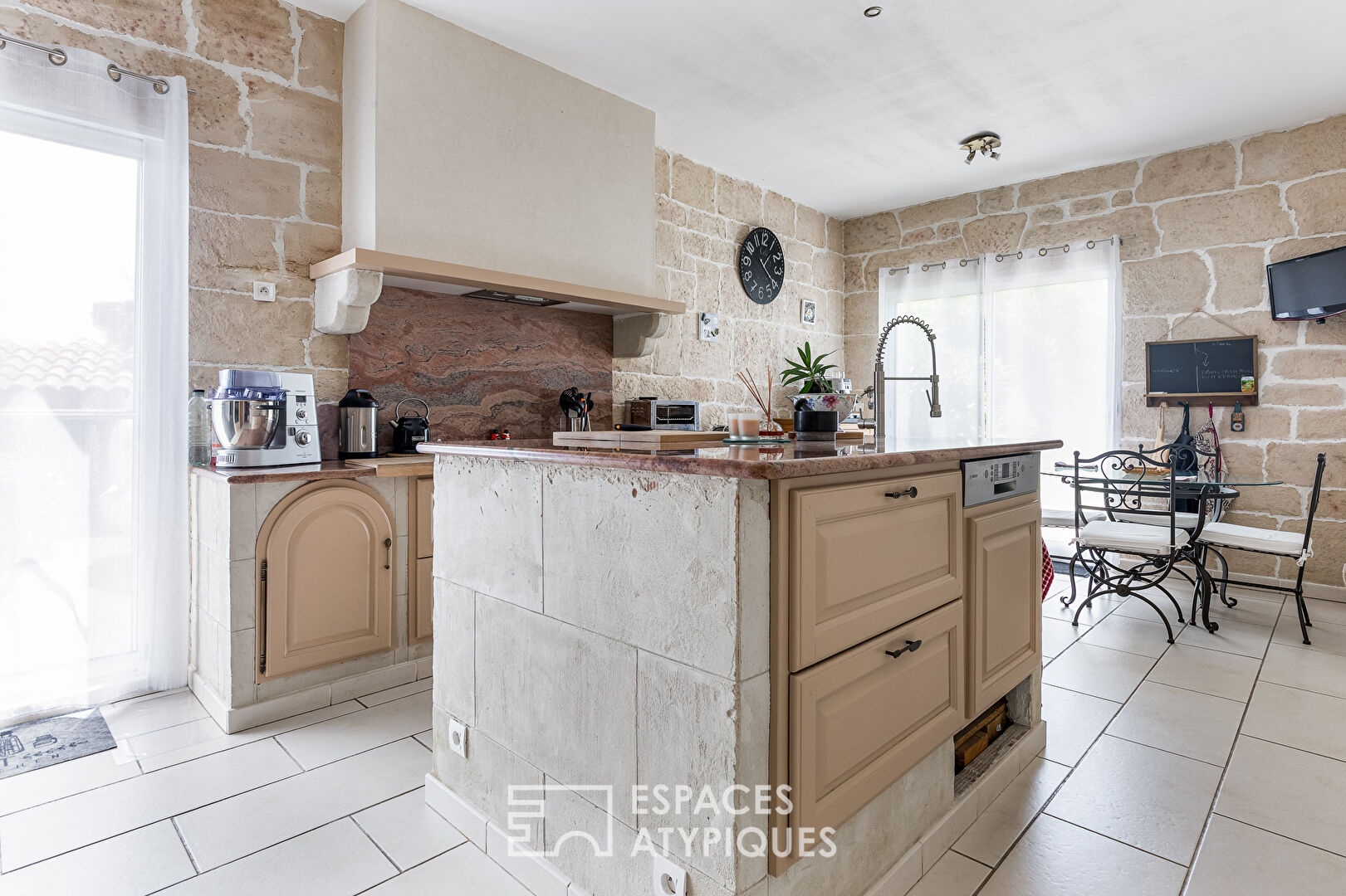 Maison familiale avec jardin et piscine proche de Gaillac