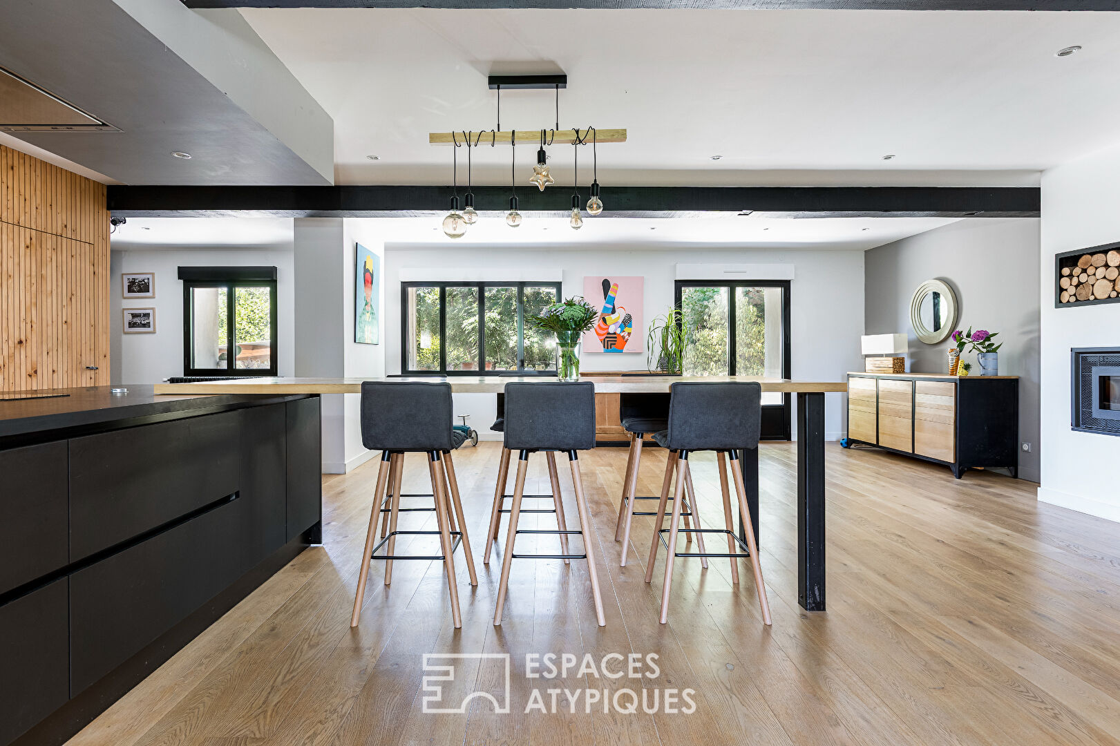 Turnkey house with garden and swimming pool