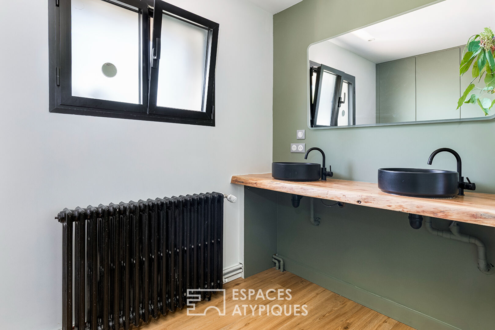 Turnkey house with garden and swimming pool