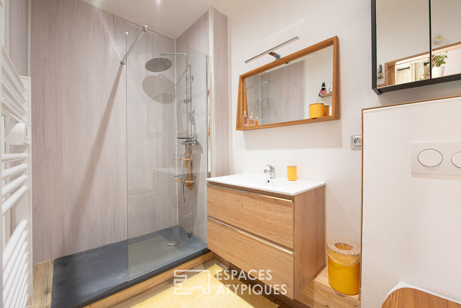 Single-story house with swimming pool on the outskirts of Castres