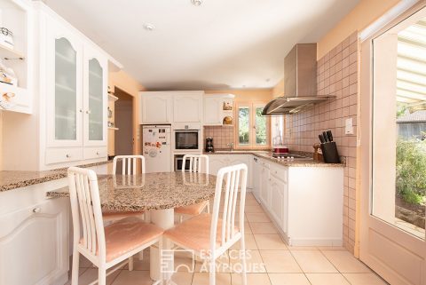 Charming house with wooded park and outbuilding 25 minutes from ALBI