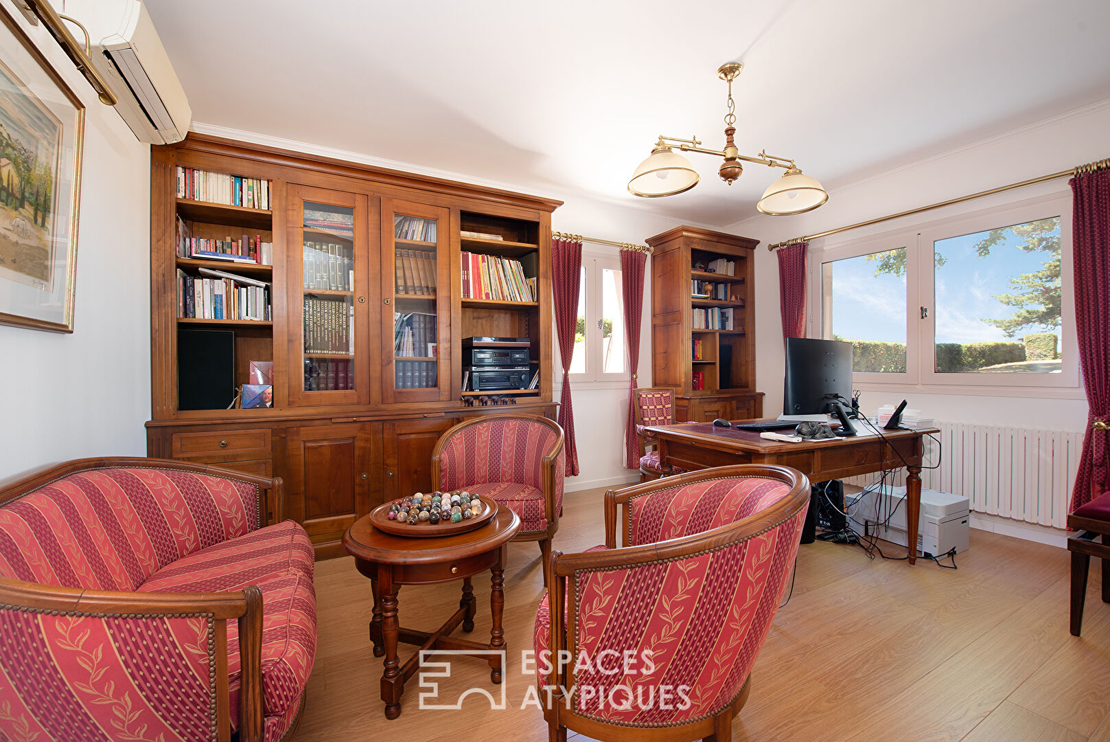 Charming house with wooded park and outbuilding 25 minutes from ALBI