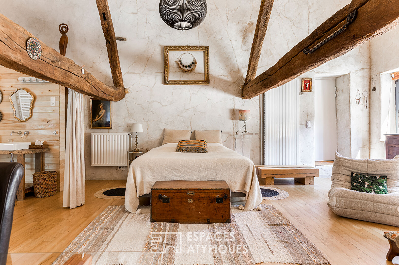 Estate with panoramic view in the heart of the Montagne Noire