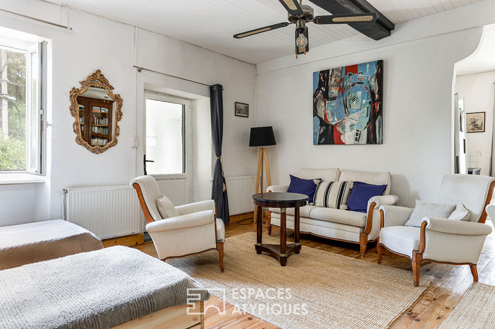 Estate with panoramic view in the heart of the Montagne Noire