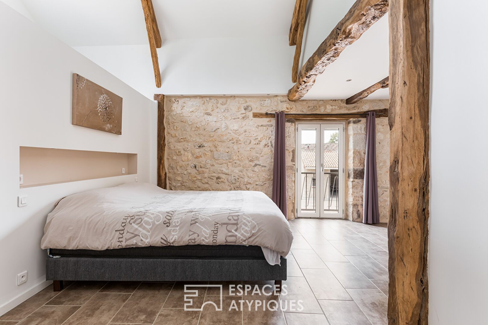 Ensemble immobilier de caractère avec gîte