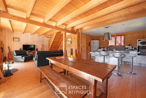 Chalet en bois au coeur de la nature