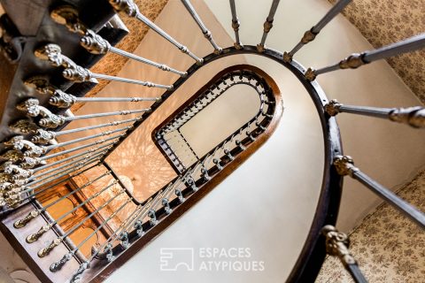 Immeuble Art Déco à rénover avec jardin et garage