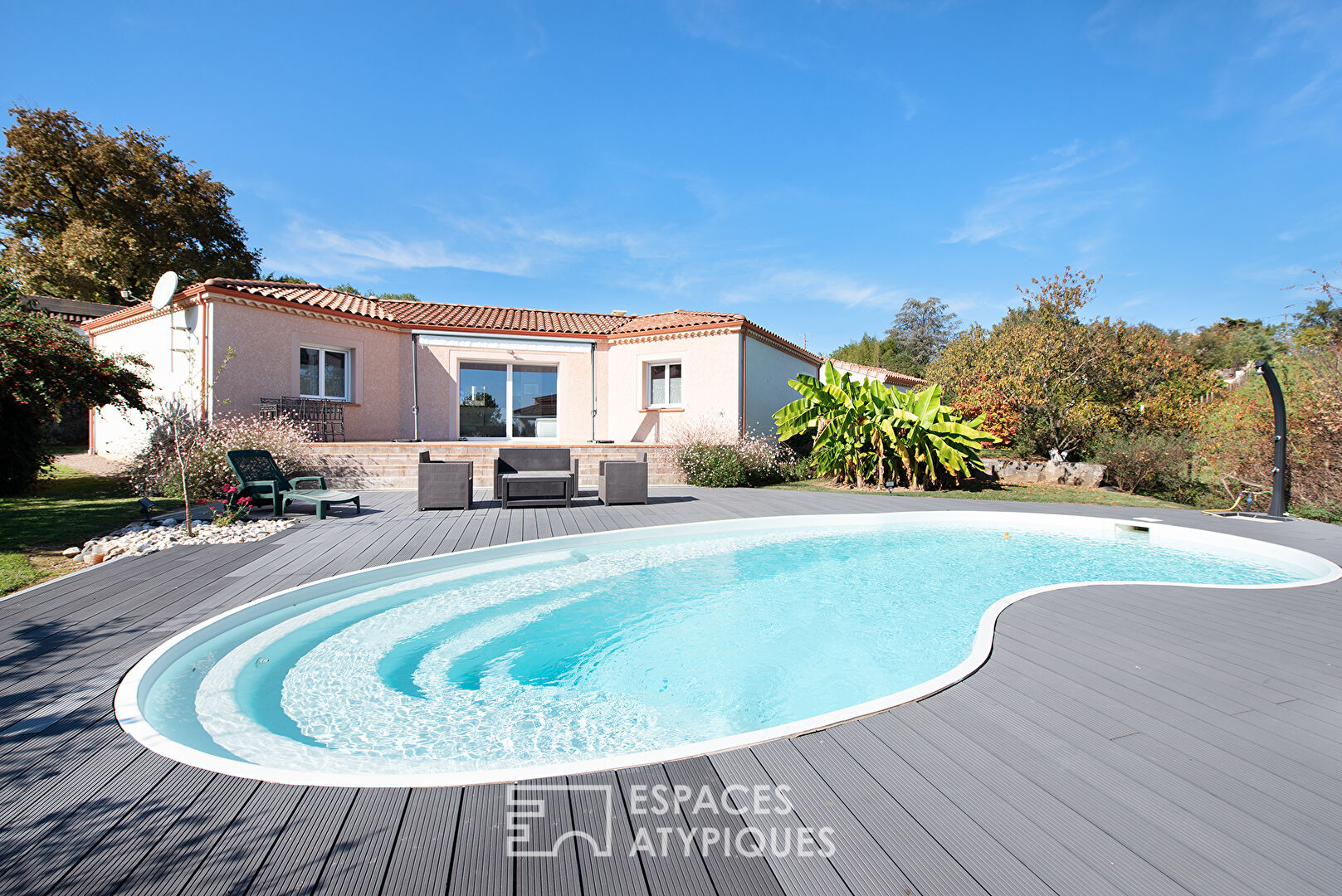 Villa avec piscine sur les hauteurs d’ARTHES