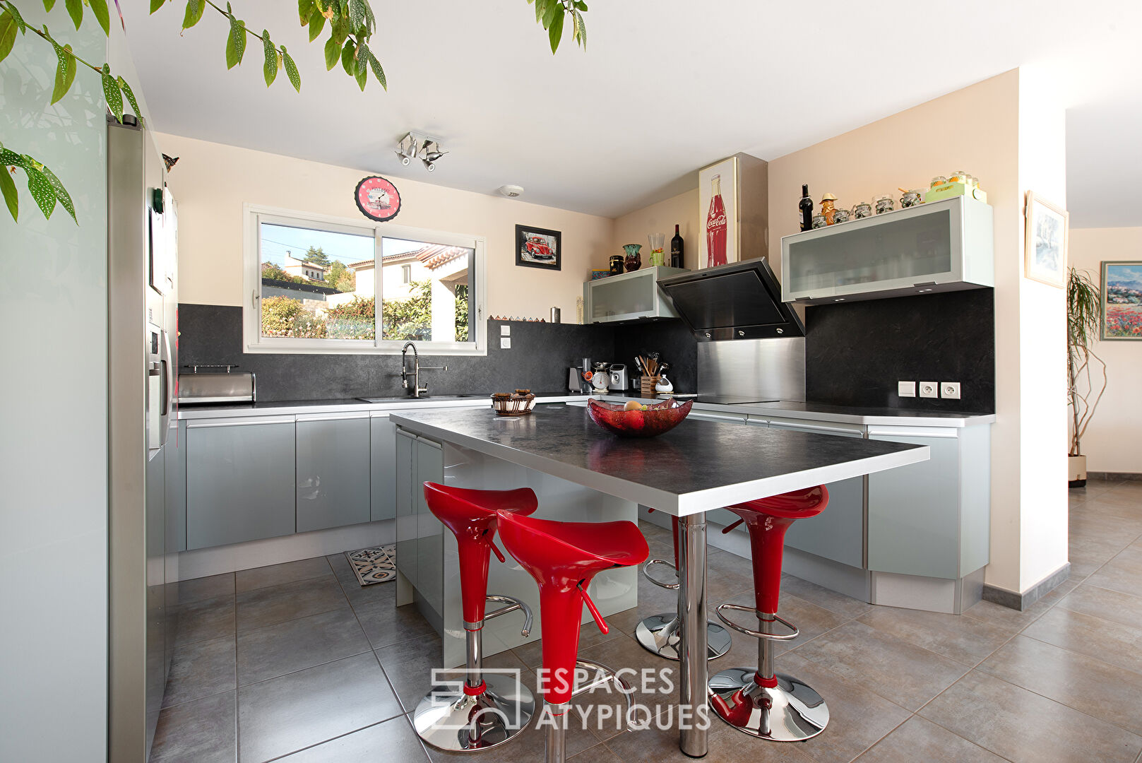 Villa avec piscine sur les hauteurs d’ARTHES