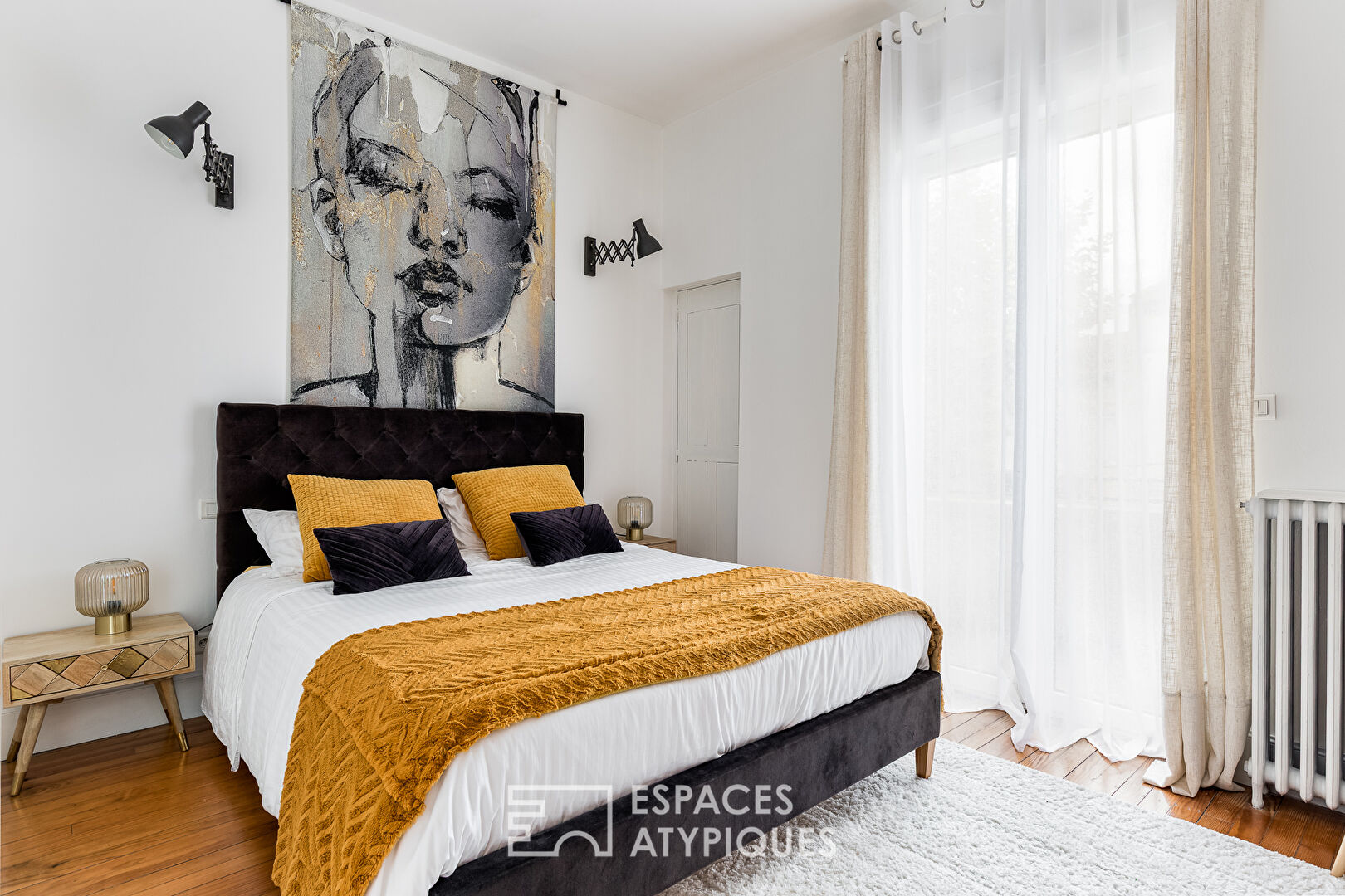 Maison des années 30 avec piscine et garage