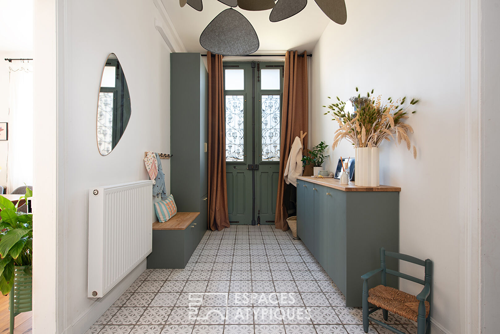 Charmante maison de ville rénovée avec cour et garage à ALBI