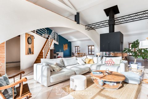 Maison de caractère avec terrasses et volumes exceptionnels