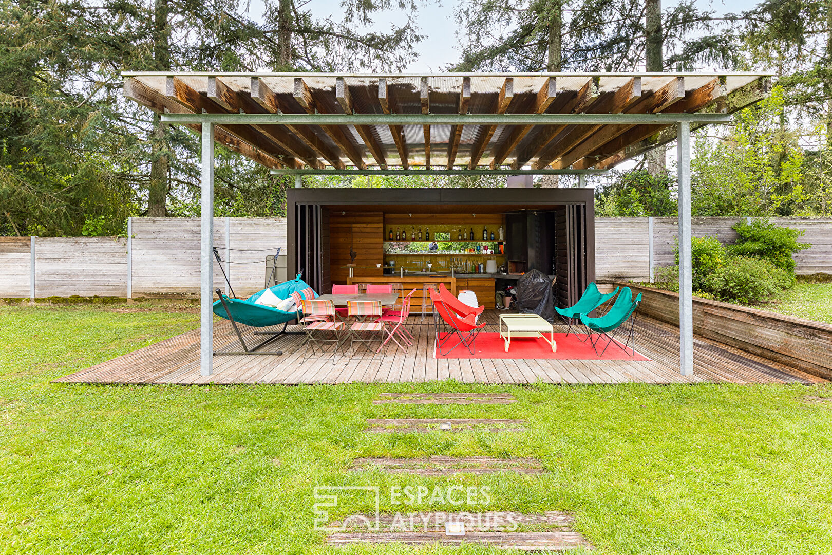 Maison d’architecte avec piscine dans un cadre exceptionnel
