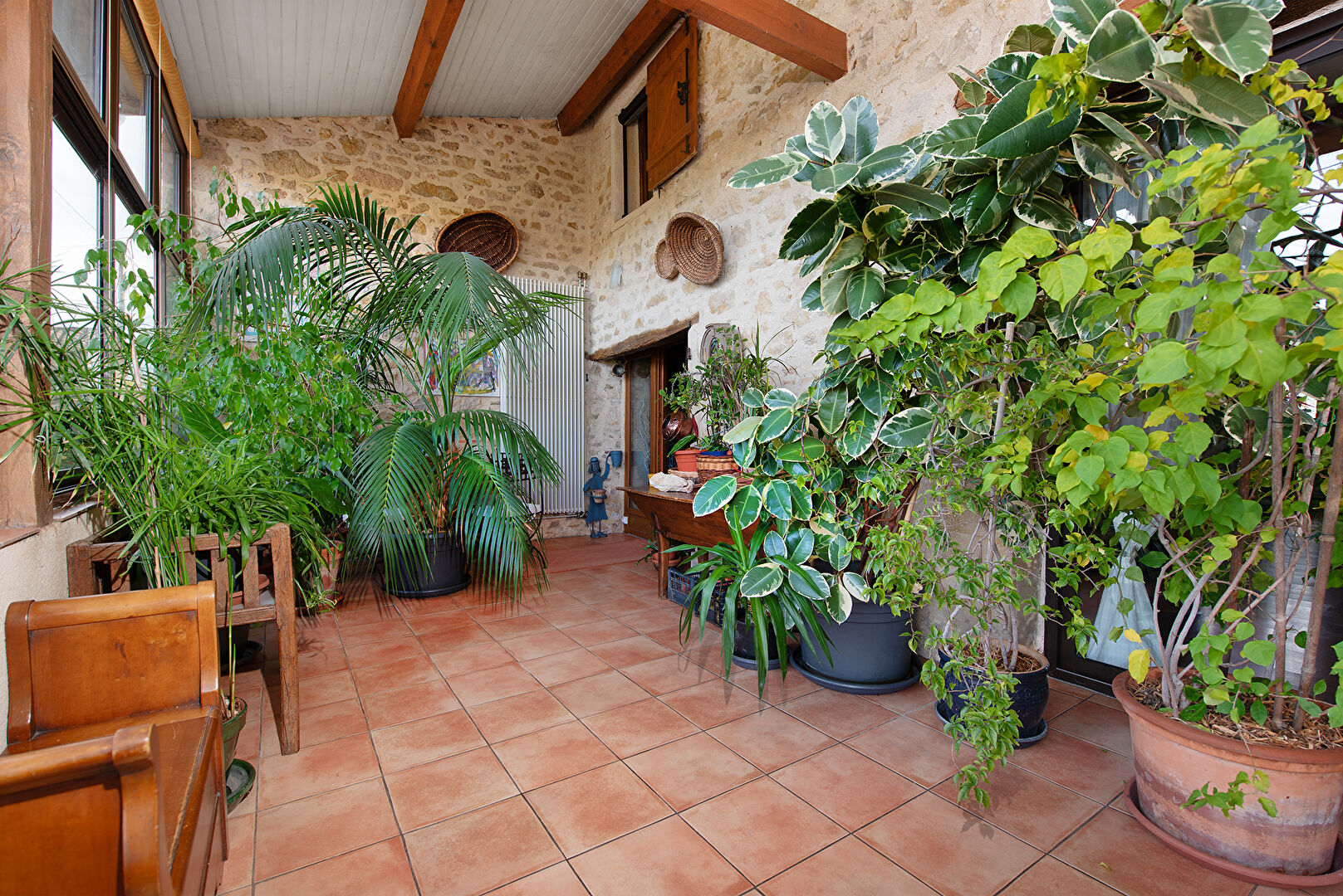 Property complex with holiday cottages and swimming pool in the Tarn countryside