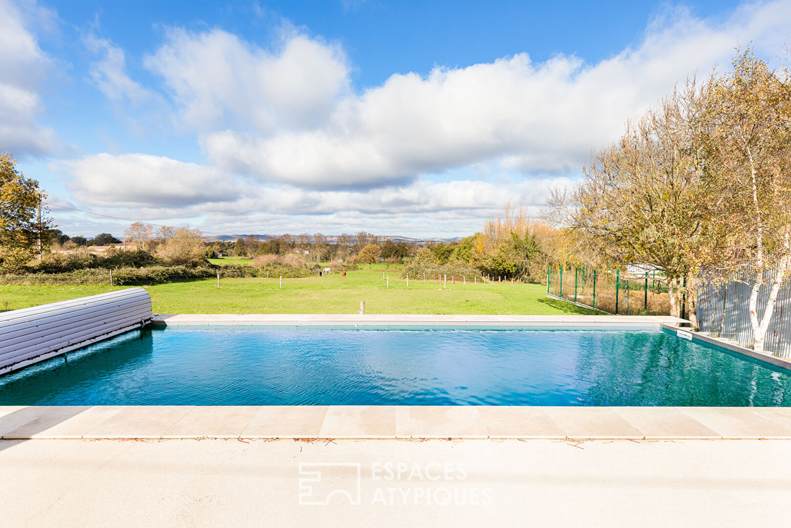 Corps de ferme rénové près de Lautrec