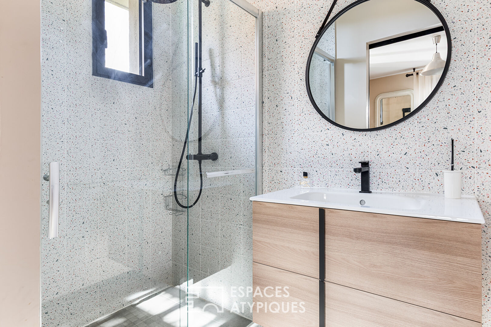 Charmante maison de ville rénovée avec jardin et piscine