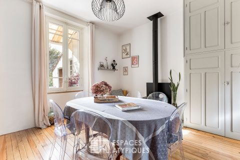 Maison de ville avec jardin, piscine et garage